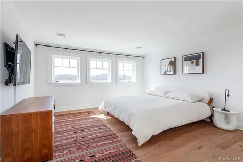 121 Quaker Hill Road Pawling NY 12564
