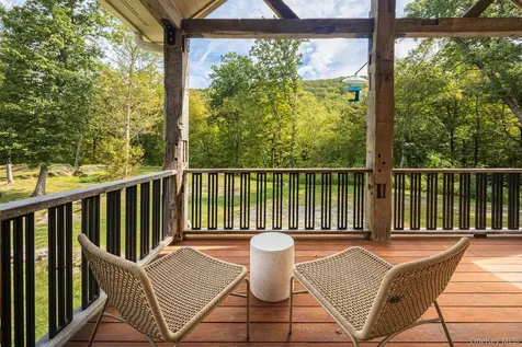 121 Quaker Hill Road Pawling NY 12564