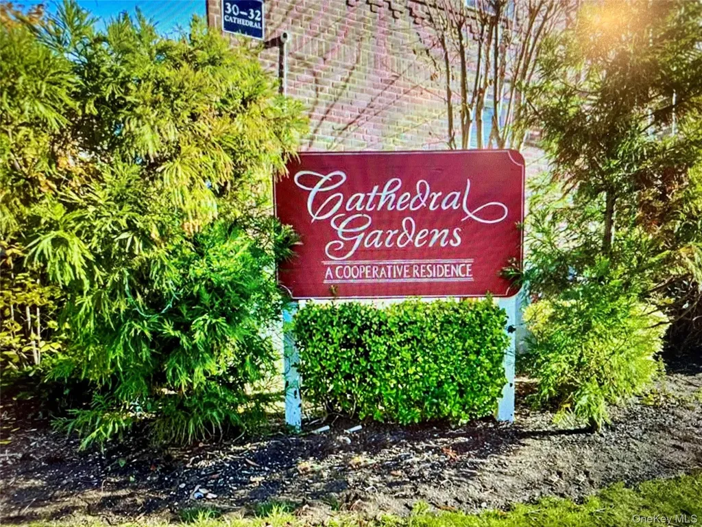 32 Cathedral Avenue Hempstead NY 11550