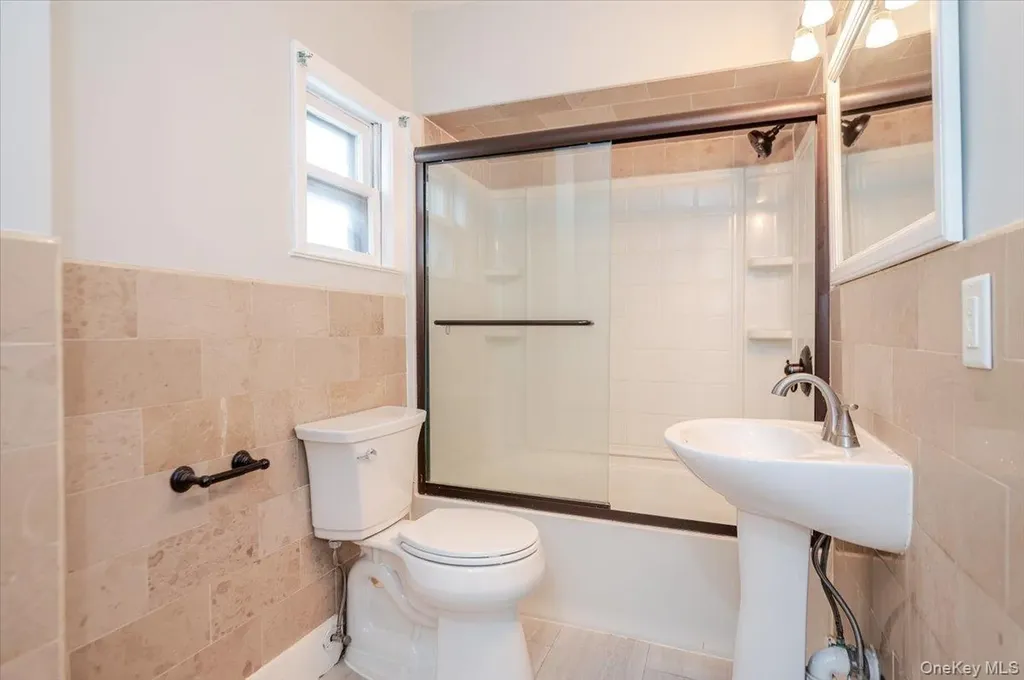 487 5th Avenue Cedarhurst NY 11516