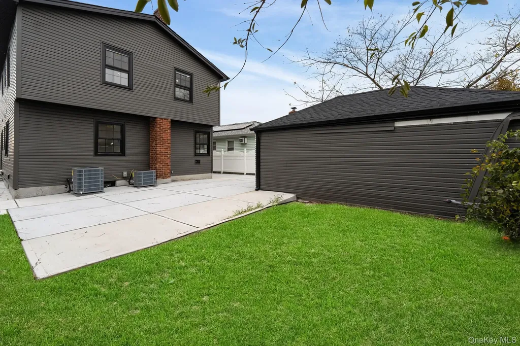 24149 148th Drive Rosedale NY 11422