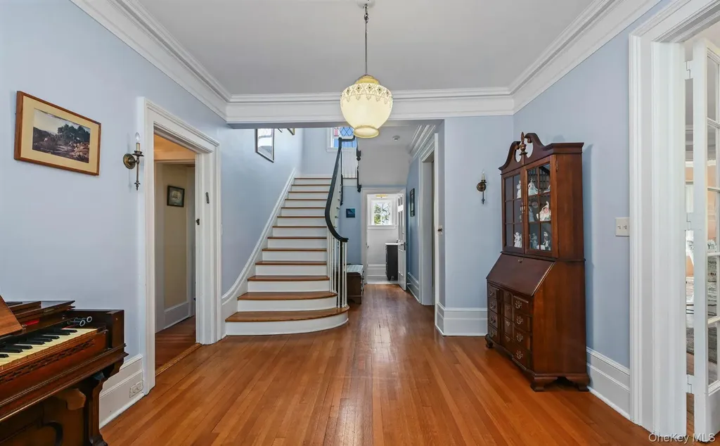 60 Greenridge Avenue White Plains NY 10605