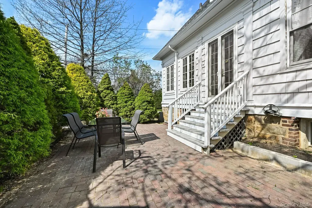 60 Greenridge Avenue White Plains NY 10605