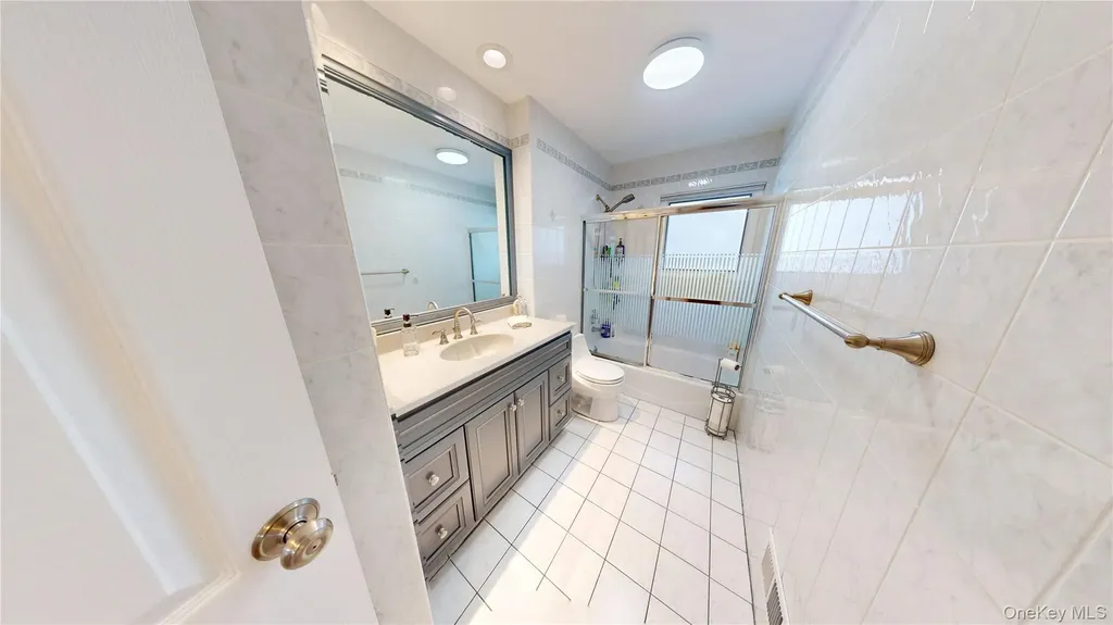 8 Mulberry Drive Smithtown NY 11787