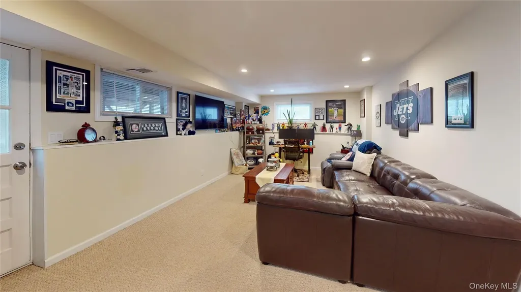 8 Mulberry Drive Smithtown NY 11787