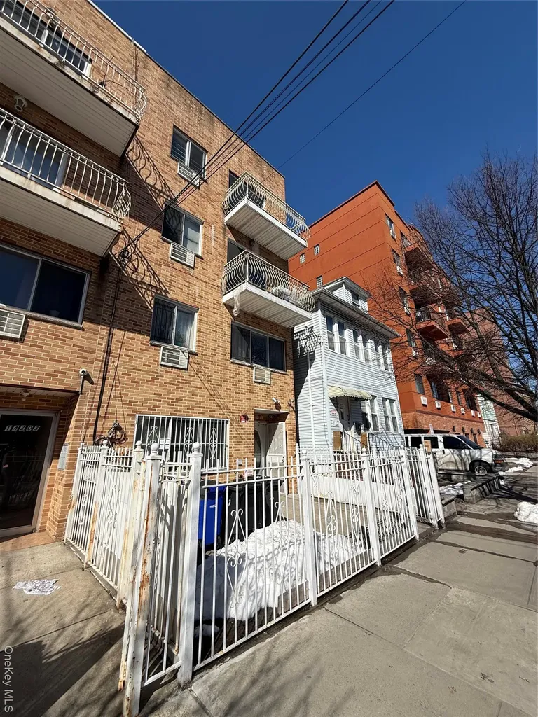 14205 Cherry Avenue Flushing NY 11355