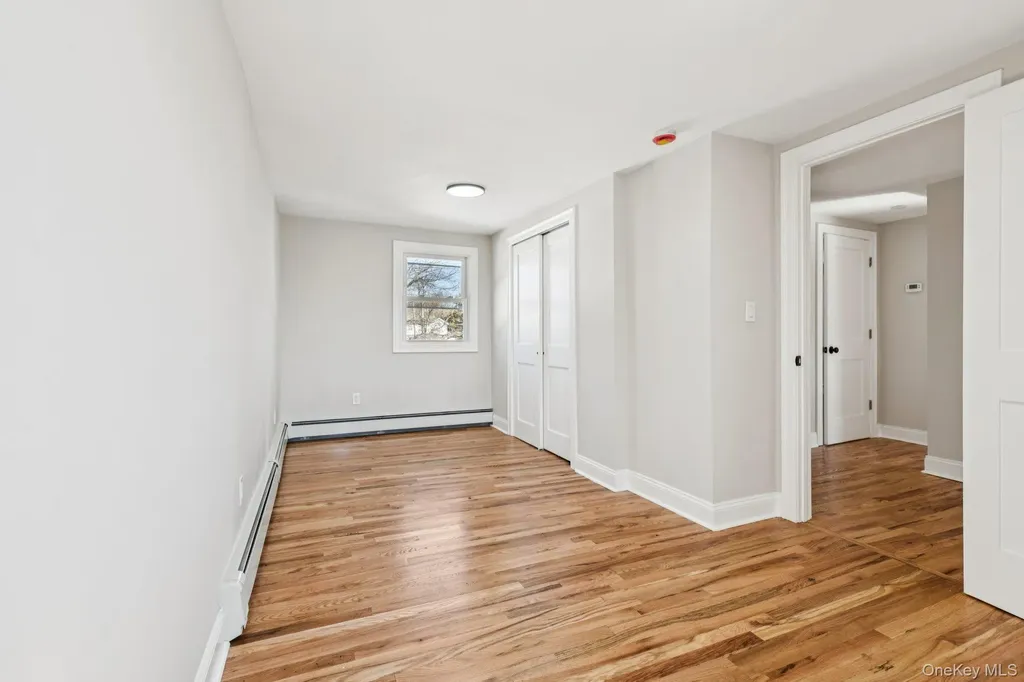 38 Somerset Road E Amityville NY 11701
