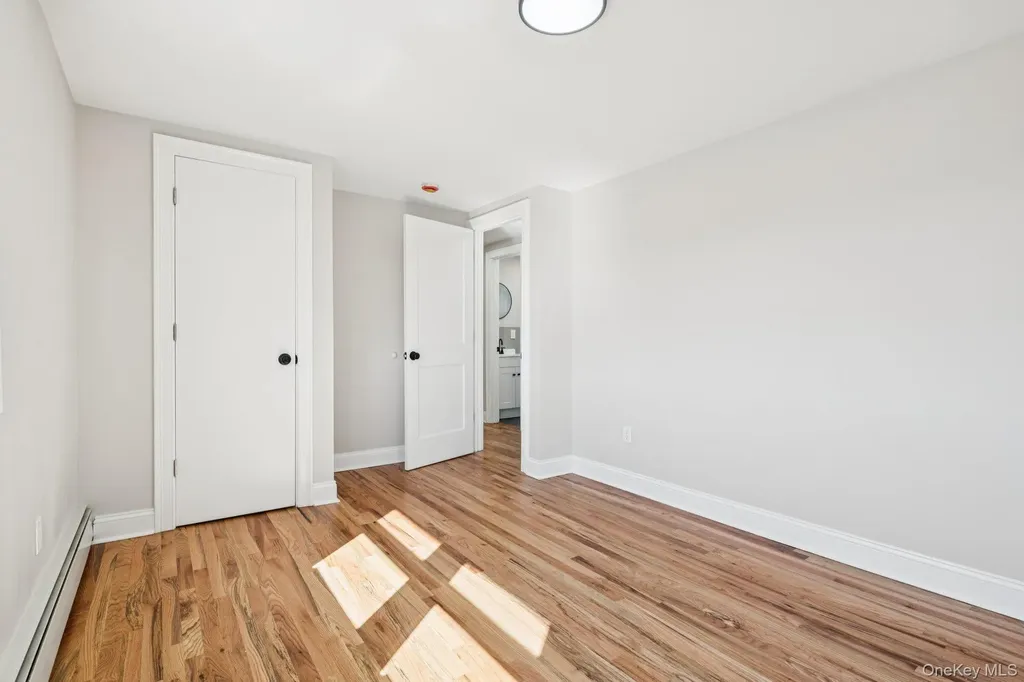 38 Somerset Road E Amityville NY 11701