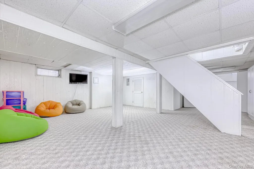 23 S Parker Drive Monsey NY 10952