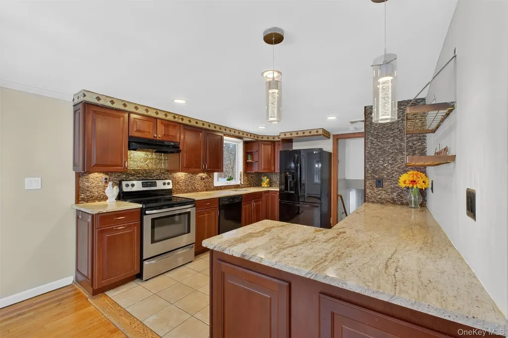 16 Orchard Lane Hopewell Junction NY 12533