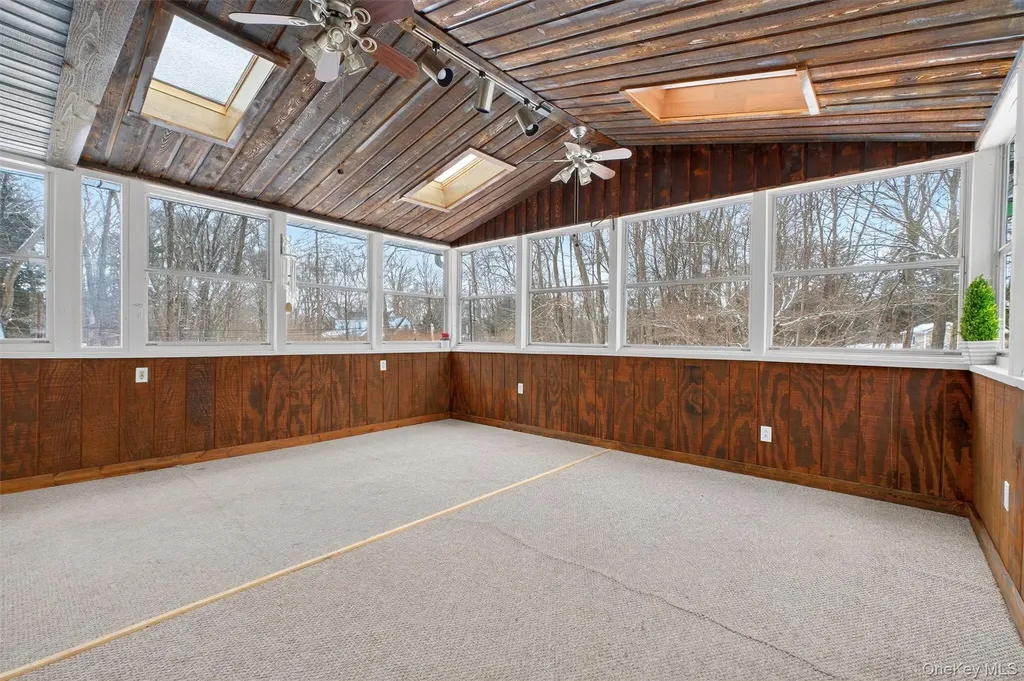 16 Orchard Lane Hopewell Junction NY 12533