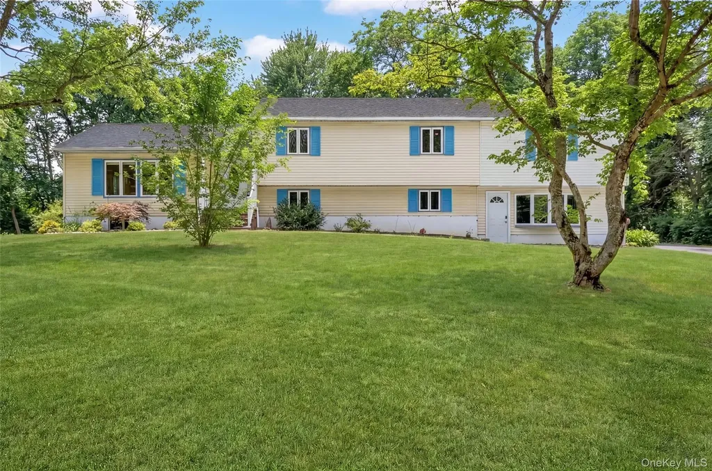 16 Orchard Lane Hopewell Junction NY 12533