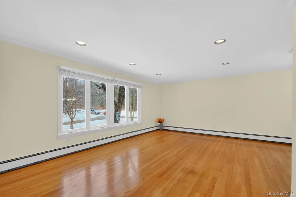 16 Orchard Lane Hopewell Junction NY 12533