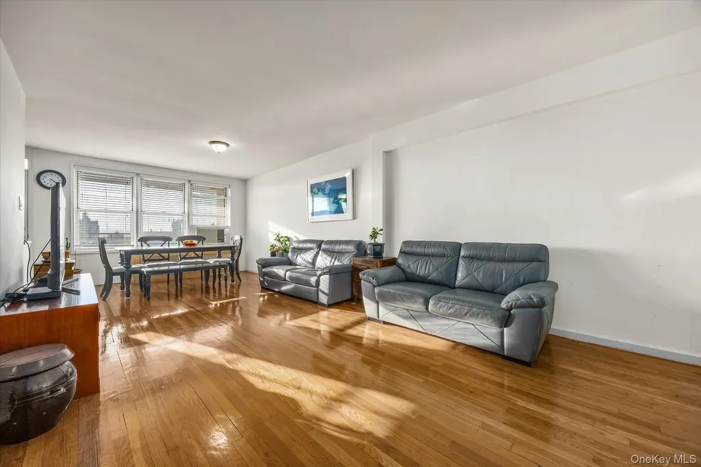 3425 150th Place Flushing NY 11354
