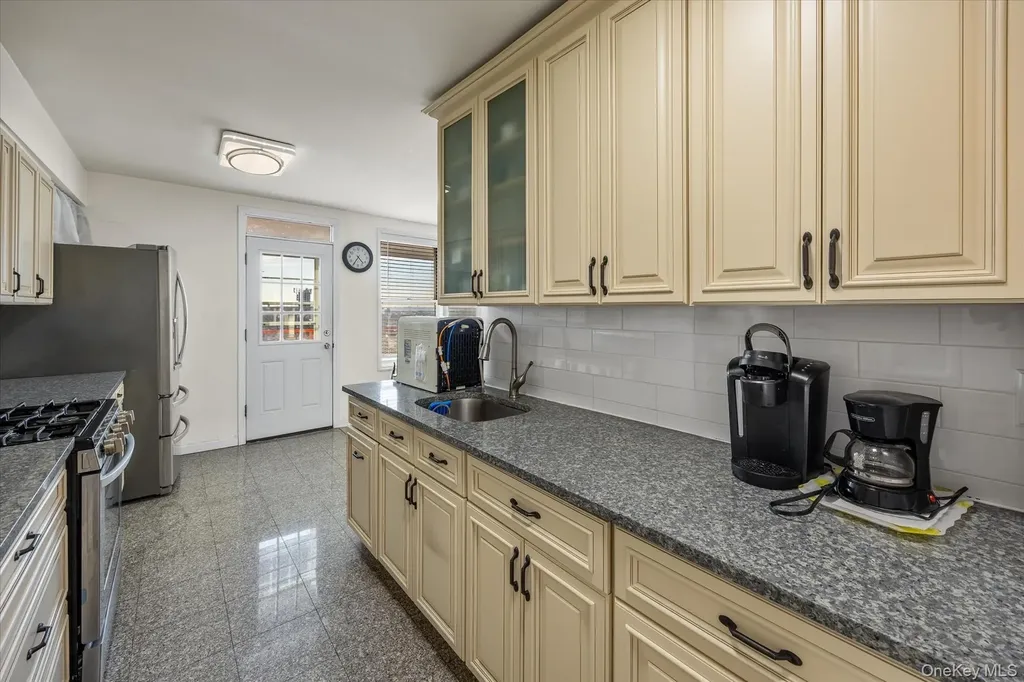 3425 150th Place Flushing NY 11354