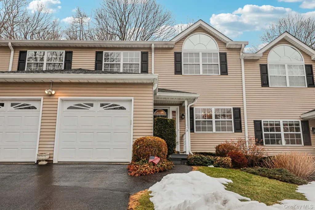 3 Springwood Lane Huntington NY 11743