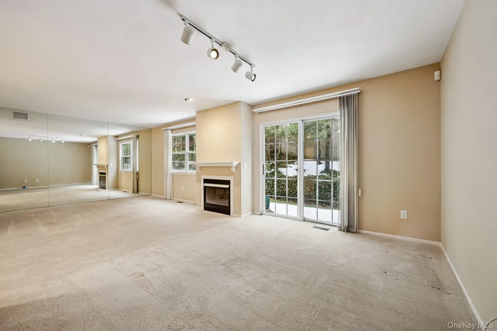 3 Springwood Lane Huntington NY 11743