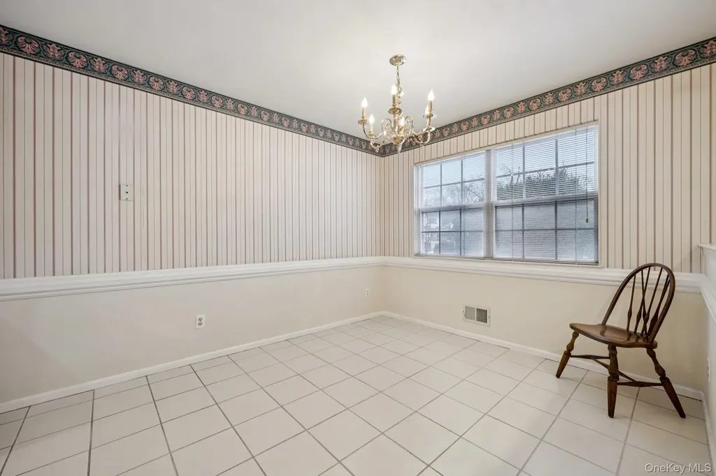 3 Springwood Lane Huntington NY 11743