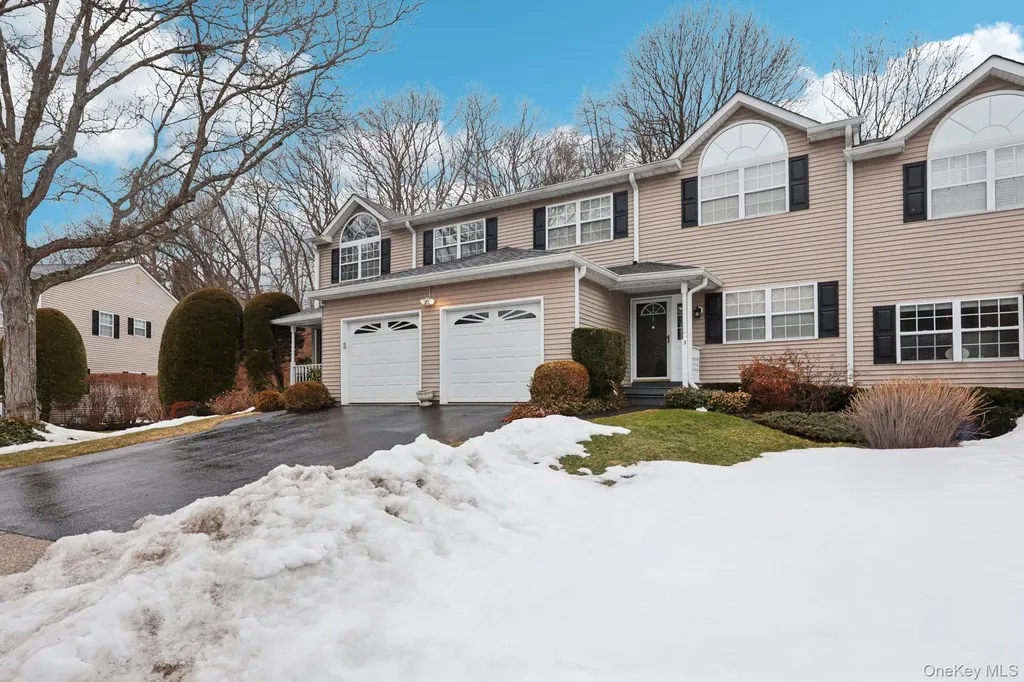 3 Springwood Lane Huntington NY 11743