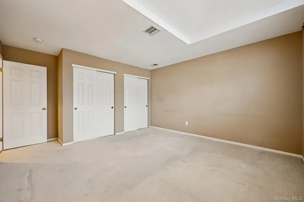 3 Springwood Lane Huntington NY 11743