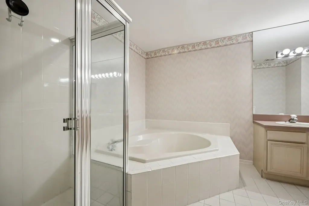 3 Springwood Lane Huntington NY 11743