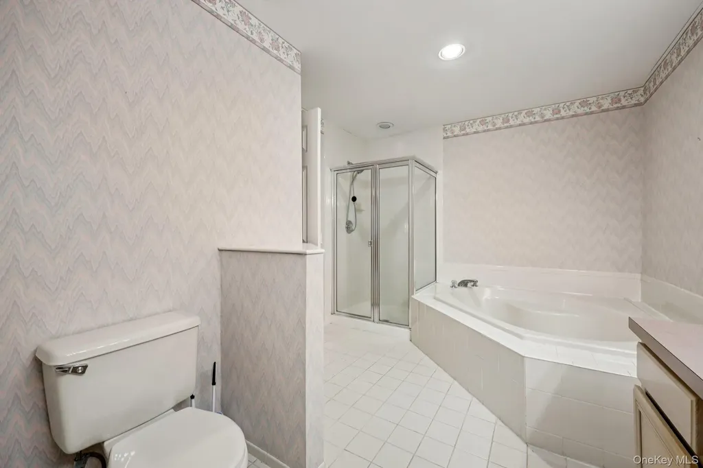 3 Springwood Lane Huntington NY 11743