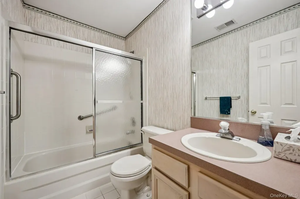 3 Springwood Lane Huntington NY 11743