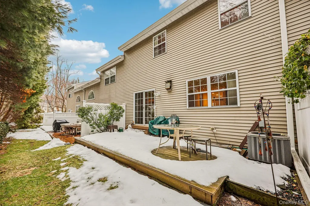3 Springwood Lane Huntington NY 11743