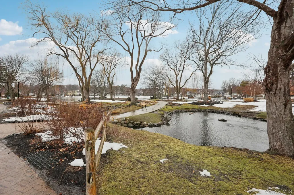 3 Springwood Lane Huntington NY 11743