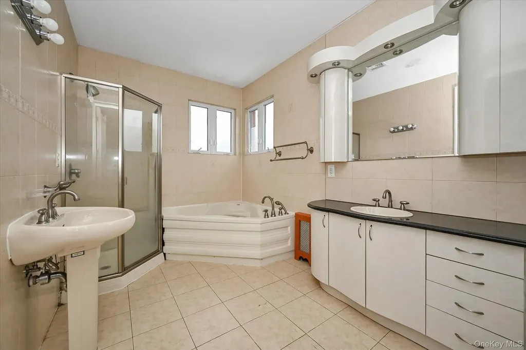 7716 Kew Forest Lane Forest Hills NY 11375