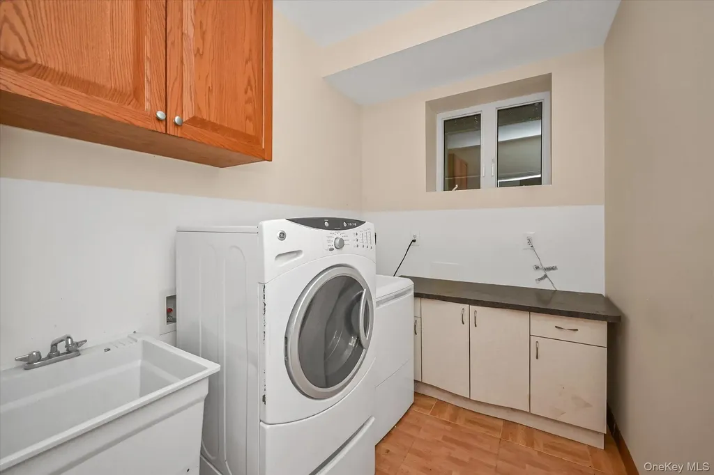 7716 Kew Forest Lane Forest Hills NY 11375