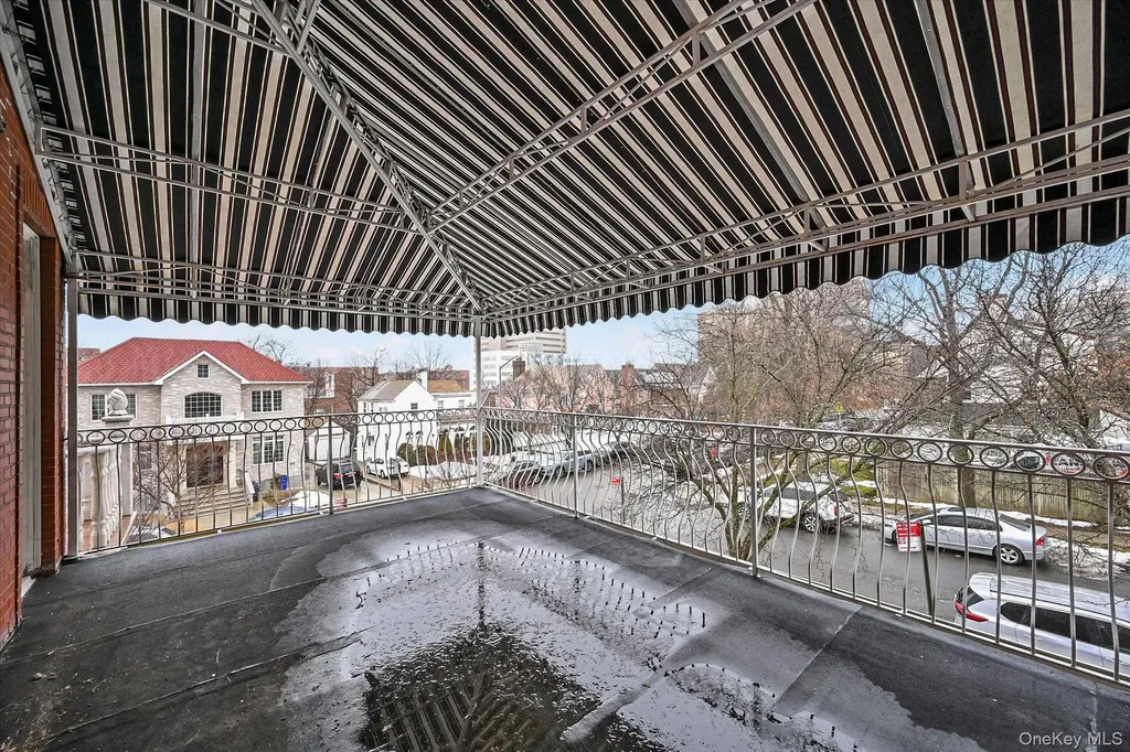 7716 Kew Forest Lane Forest Hills NY 11375