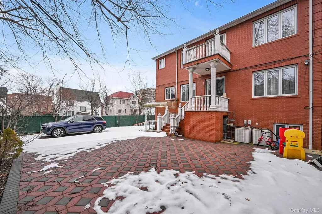7716 Kew Forest Lane Forest Hills NY 11375