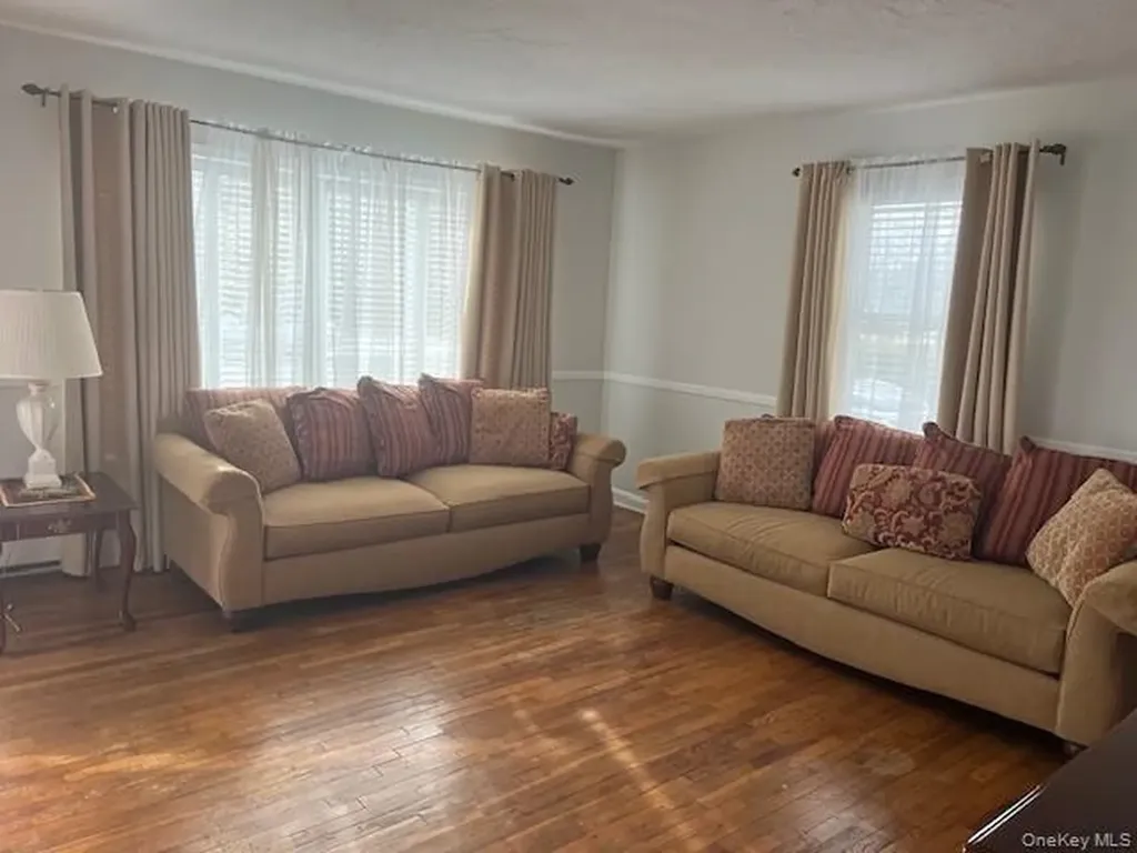 103 Foster Boulevard Babylon NY 11702