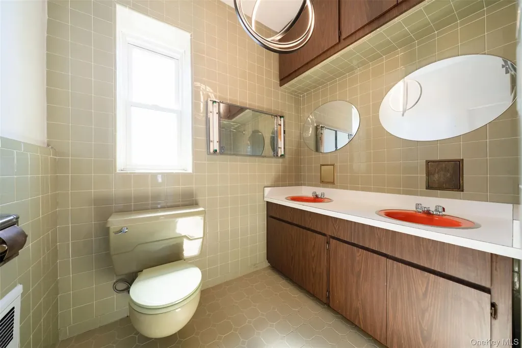 346 88th Street Brooklyn NY 11209