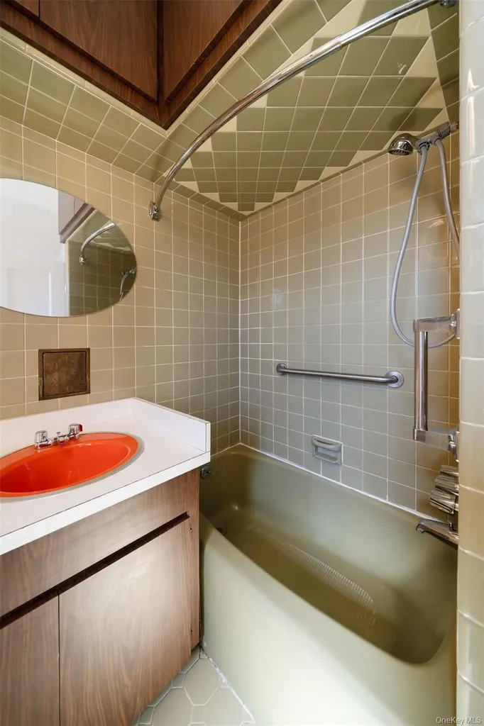 346 88th Street Brooklyn NY 11209