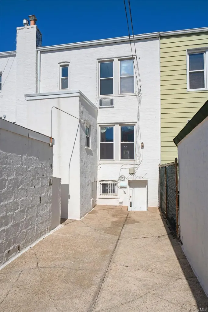 346 88th Street Brooklyn NY 11209