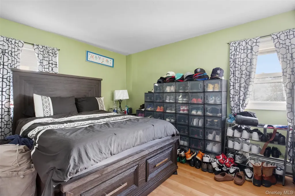 6 Merrick Lane Spring Valley NY 10977