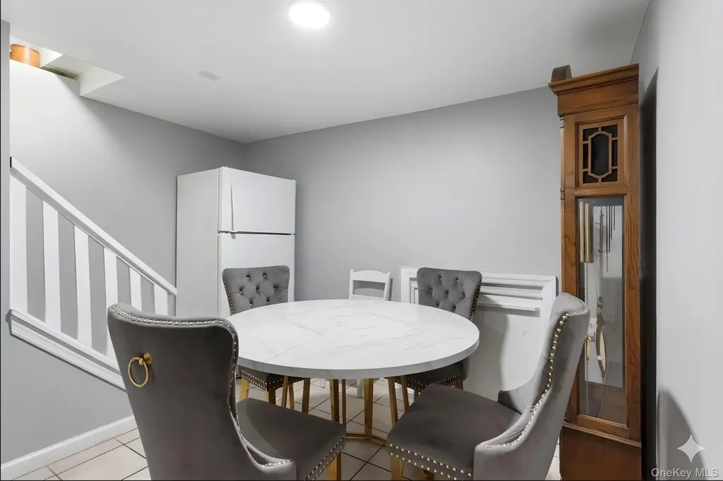 6 Merrick Lane Spring Valley NY 10977