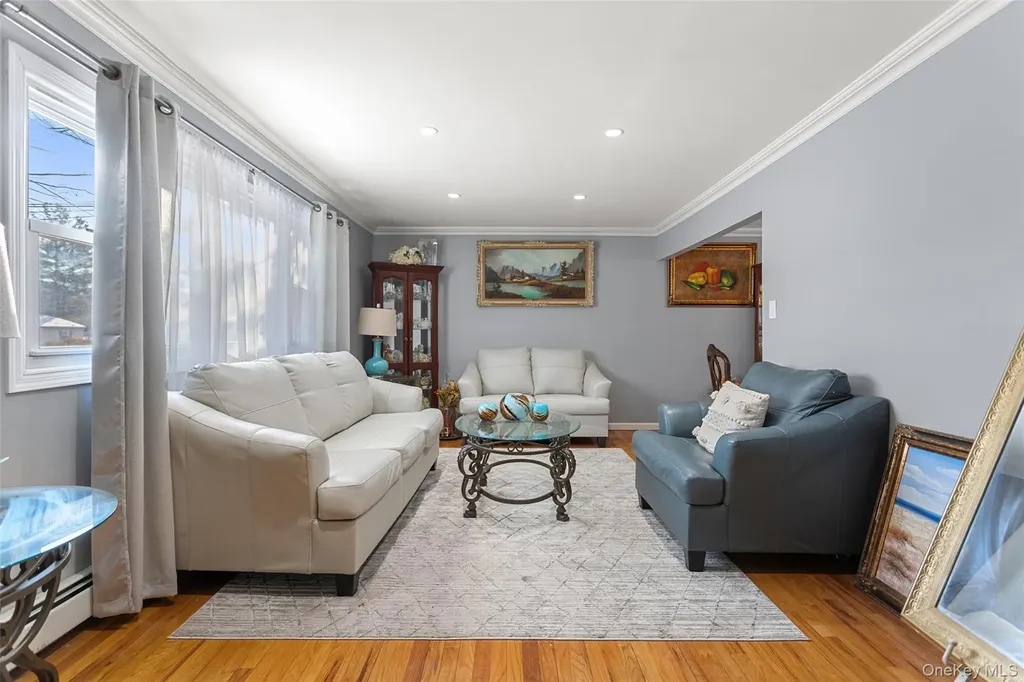 6 Merrick Lane Spring Valley NY 10977