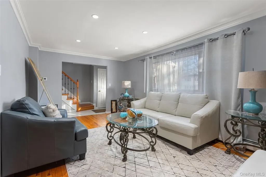 6 Merrick Lane Spring Valley NY 10977
