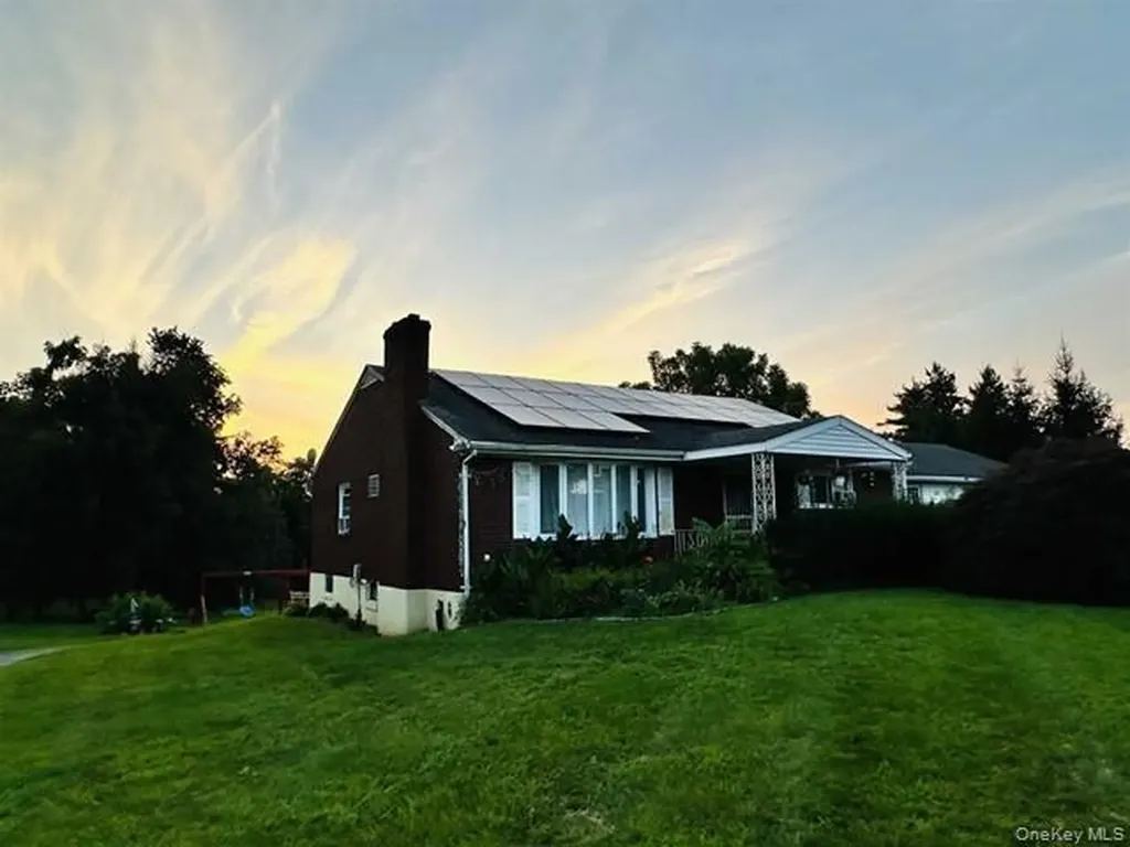 307 Wildwood Drive Wappingers Falls NY 12590
