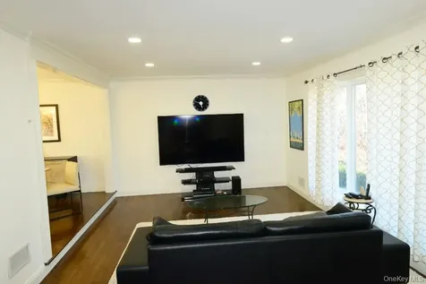 69 Wingate Road Yonkers NY 10705