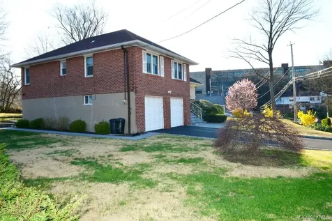 69 Wingate Road Yonkers NY 10705