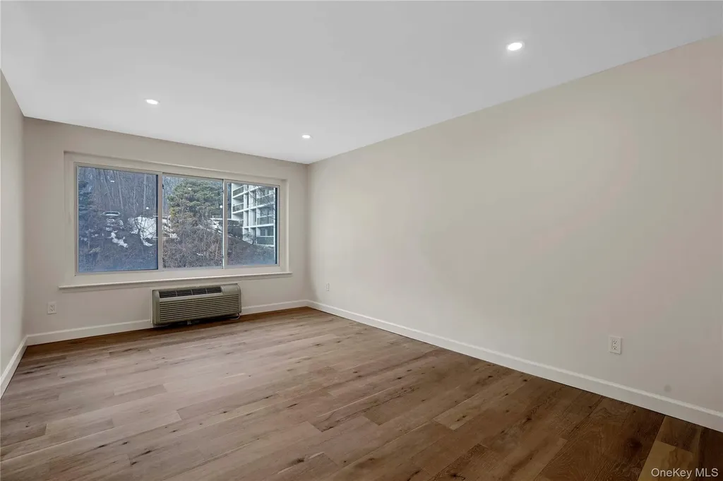 400 High Point Drive Hartsdale NY 10530
