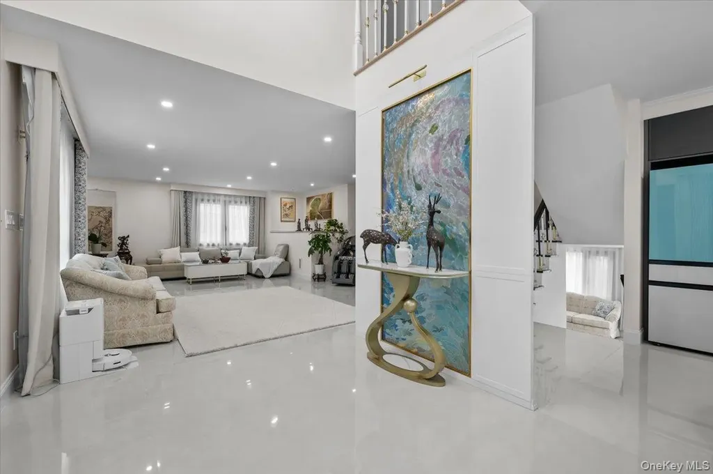 2 Elf Road Syosset NY 11791