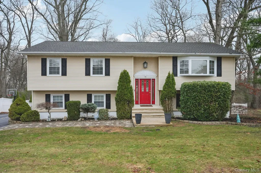123 Gatto Lane Pearl River NY 10965