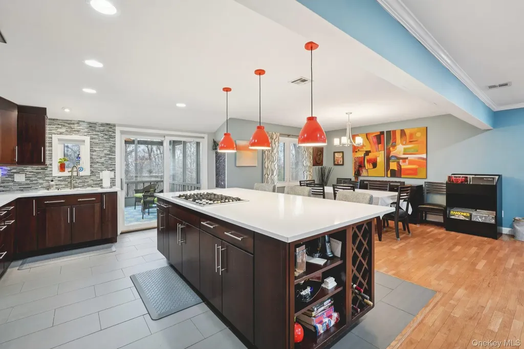 123 Gatto Lane Pearl River NY 10965