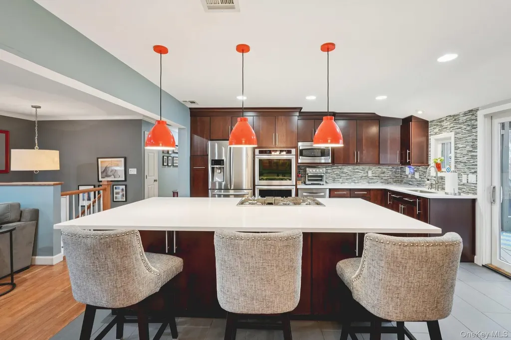 123 Gatto Lane Pearl River NY 10965