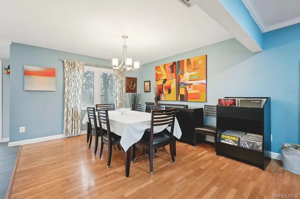 123 Gatto Lane Pearl River NY 10965